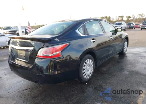 2015 Nissan Altima 2.5/2.5 S/2.5 Sl/2.5 Sv из США, поврежденный, VIN 1N4AL3AP1FN312628